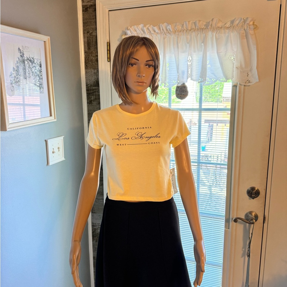 Orange Kissâ T-Shirt SZ MED NWT